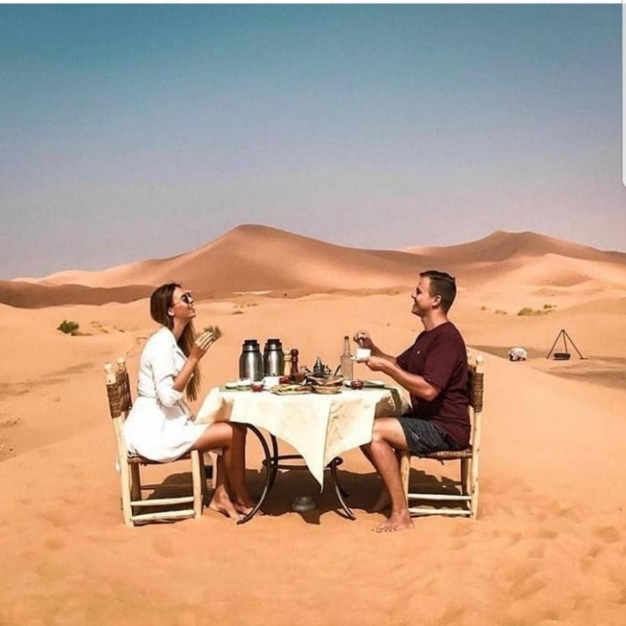 Sahara Family Camp Мерцуга Екстериор снимка